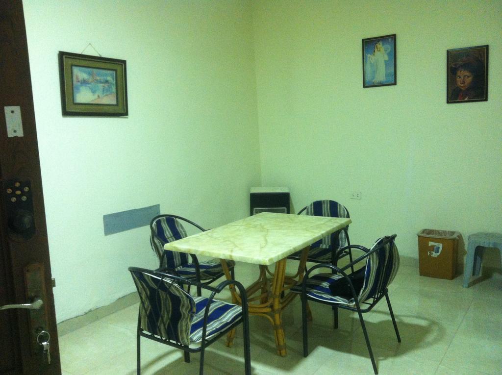 Mutaz Apartment Amã Exterior foto